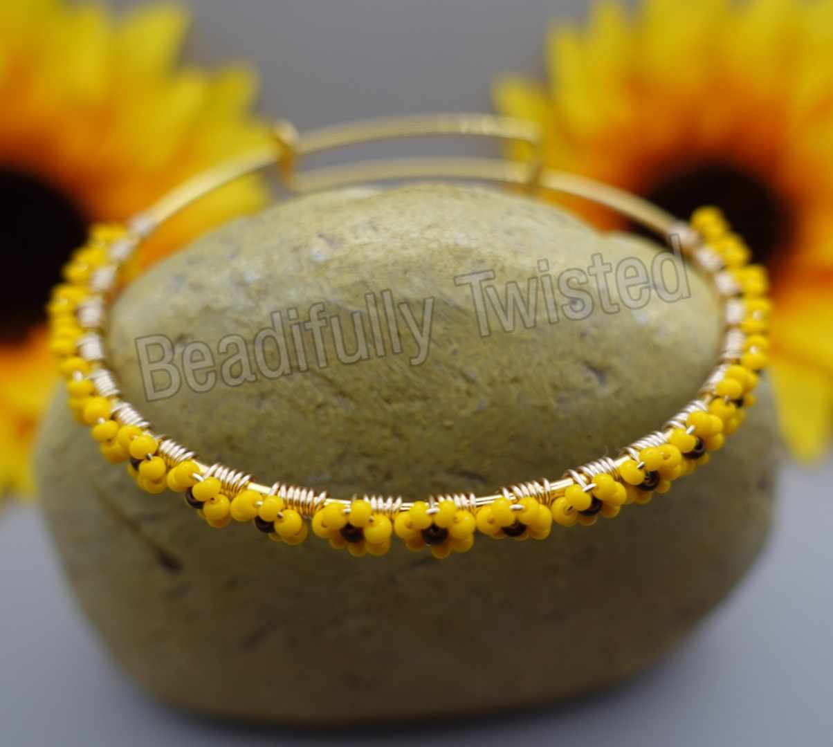 Handmade~Bangle Bracelets~Flowers~Wire Wrapped