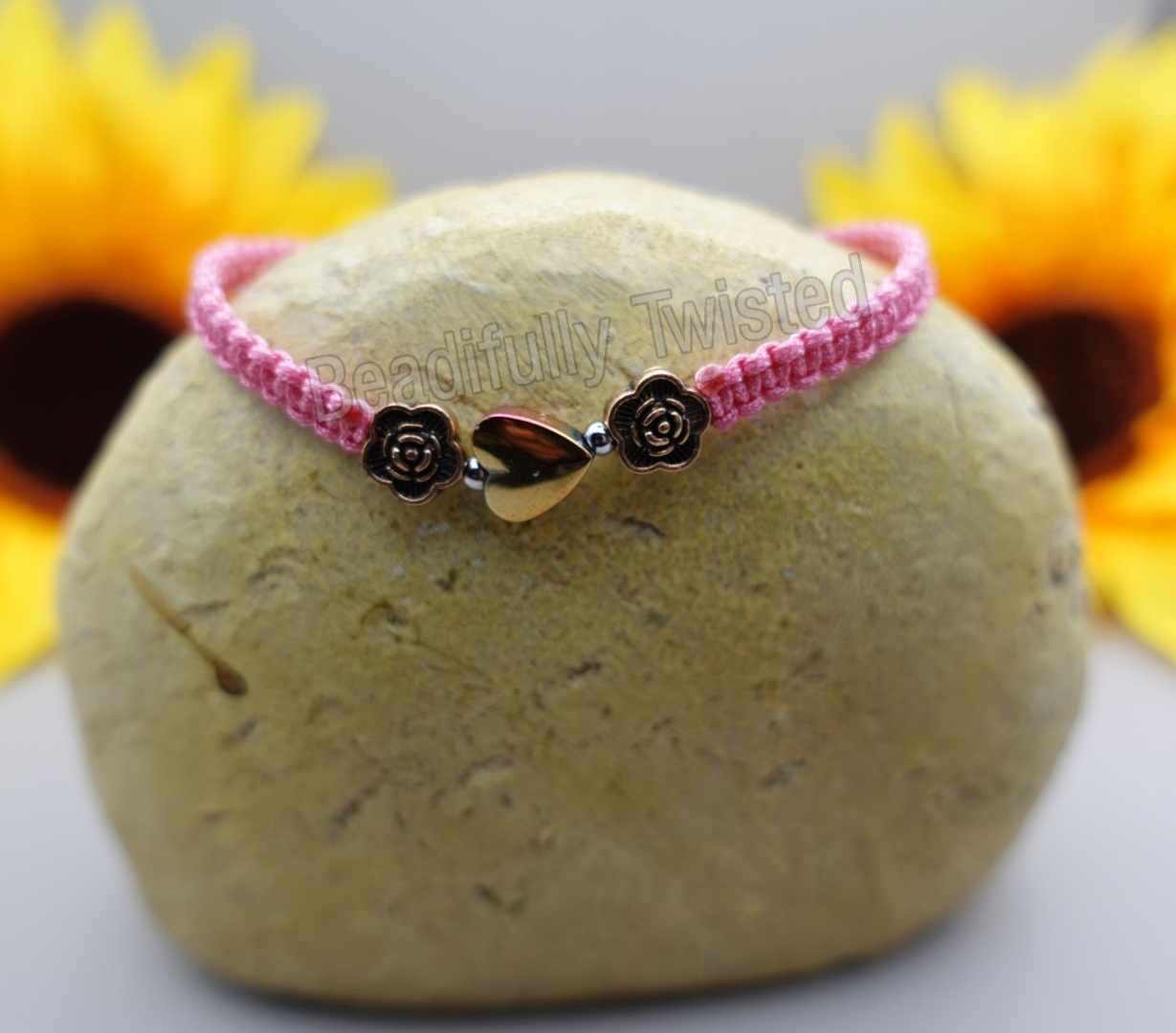 Handmade~Macramé Bracelets~Heart Bead~Adjustable