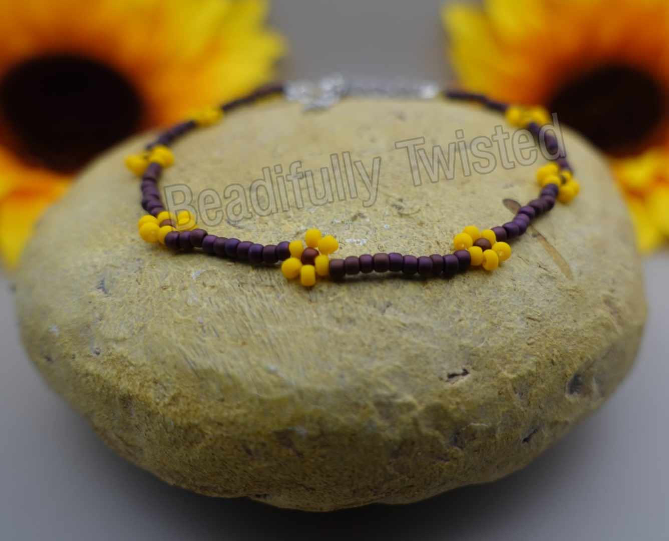 Handmade~Dainty Flower Bracelets~Seed Beads