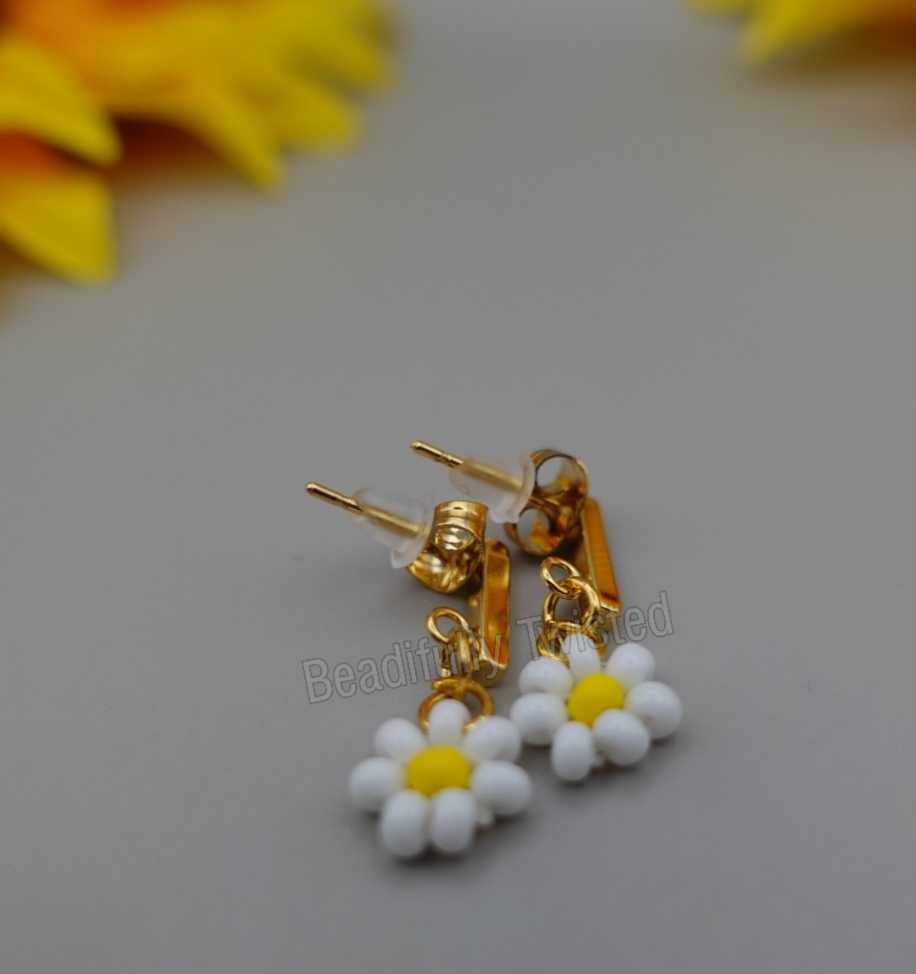 Handmade~Danity Daisy Sunflower Earrings~Dangle Drop Studs~Stainless Steel
