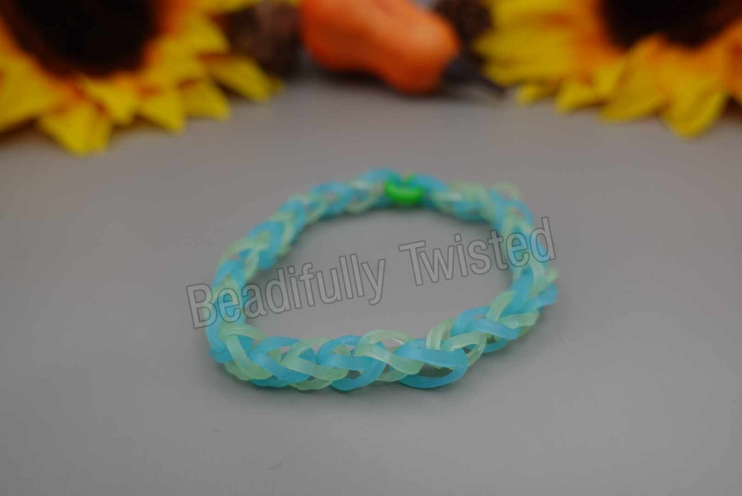 Handmade~Rubber Band Bracelet~Adjustable~Kids